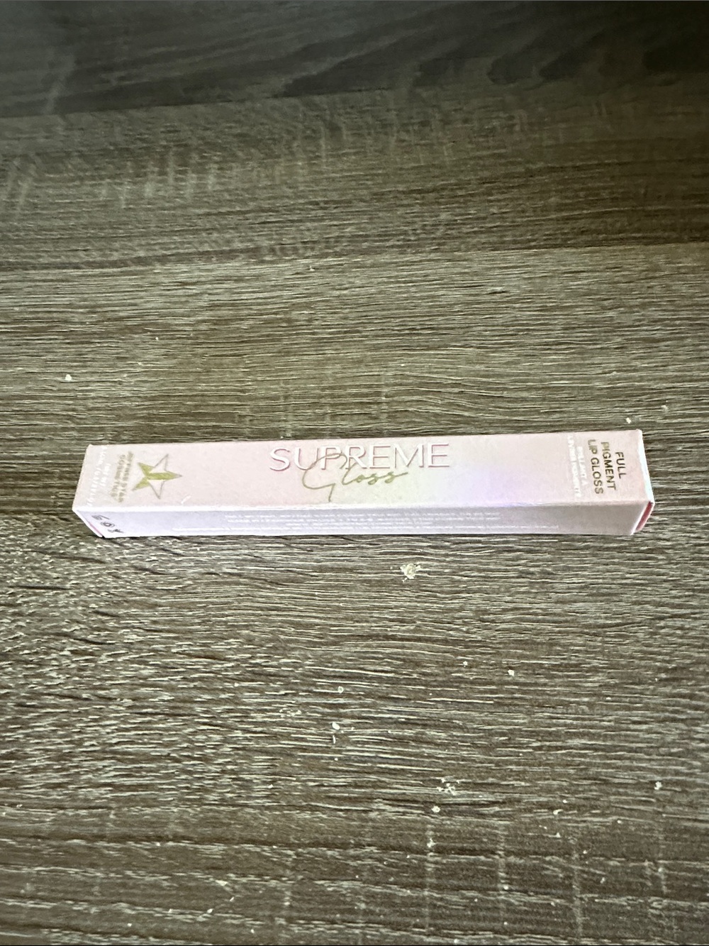 Supreme Gloss Iridescent Light Pink